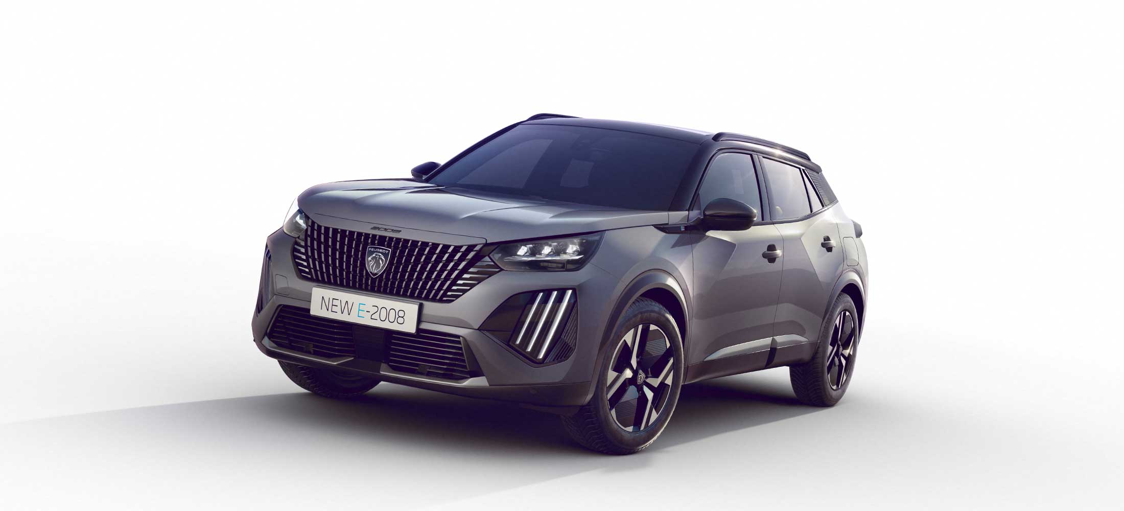 Bild zeigt den Peugeot 2008 von Vorne